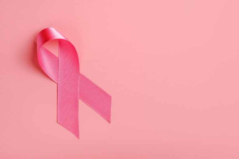 mes-rosa-detección-cáncer-mama-pasarela
